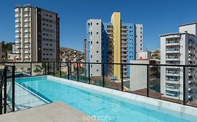 Lindo studio em Poços de Caldas MG PGO402
